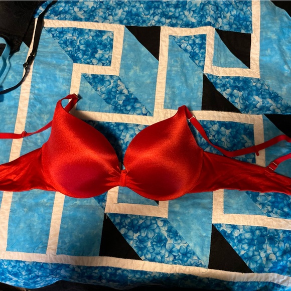 Red push up bra 34B worn once - Picture 1 of 1